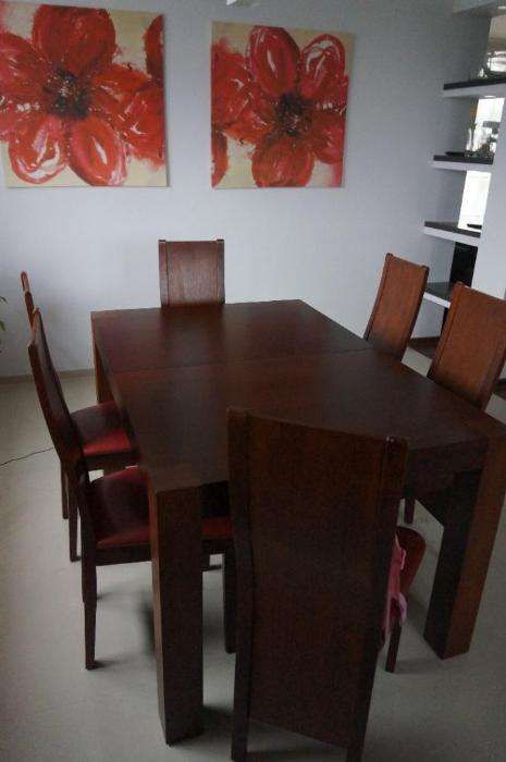 Stół, 6 krzeseł, 2 obrazy z Ikea gratis