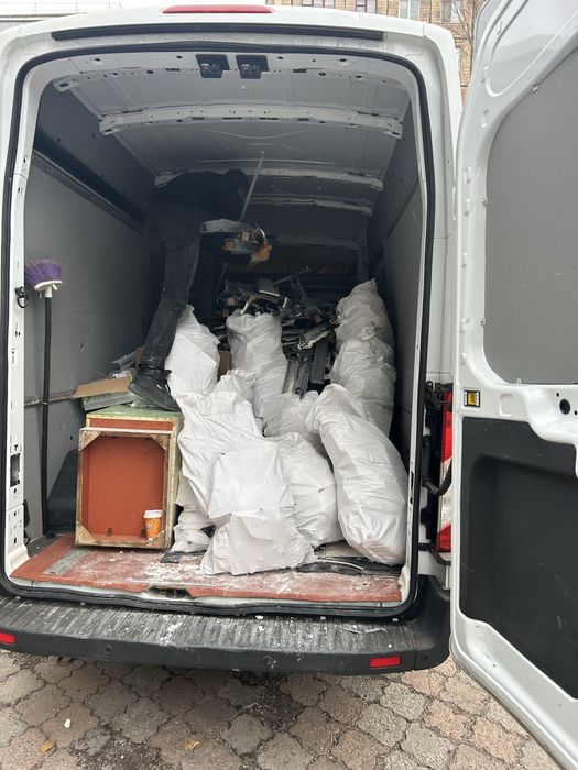 Вывоз мусора.Хлама.Вывоз старой мебели.Сміття Грузчики