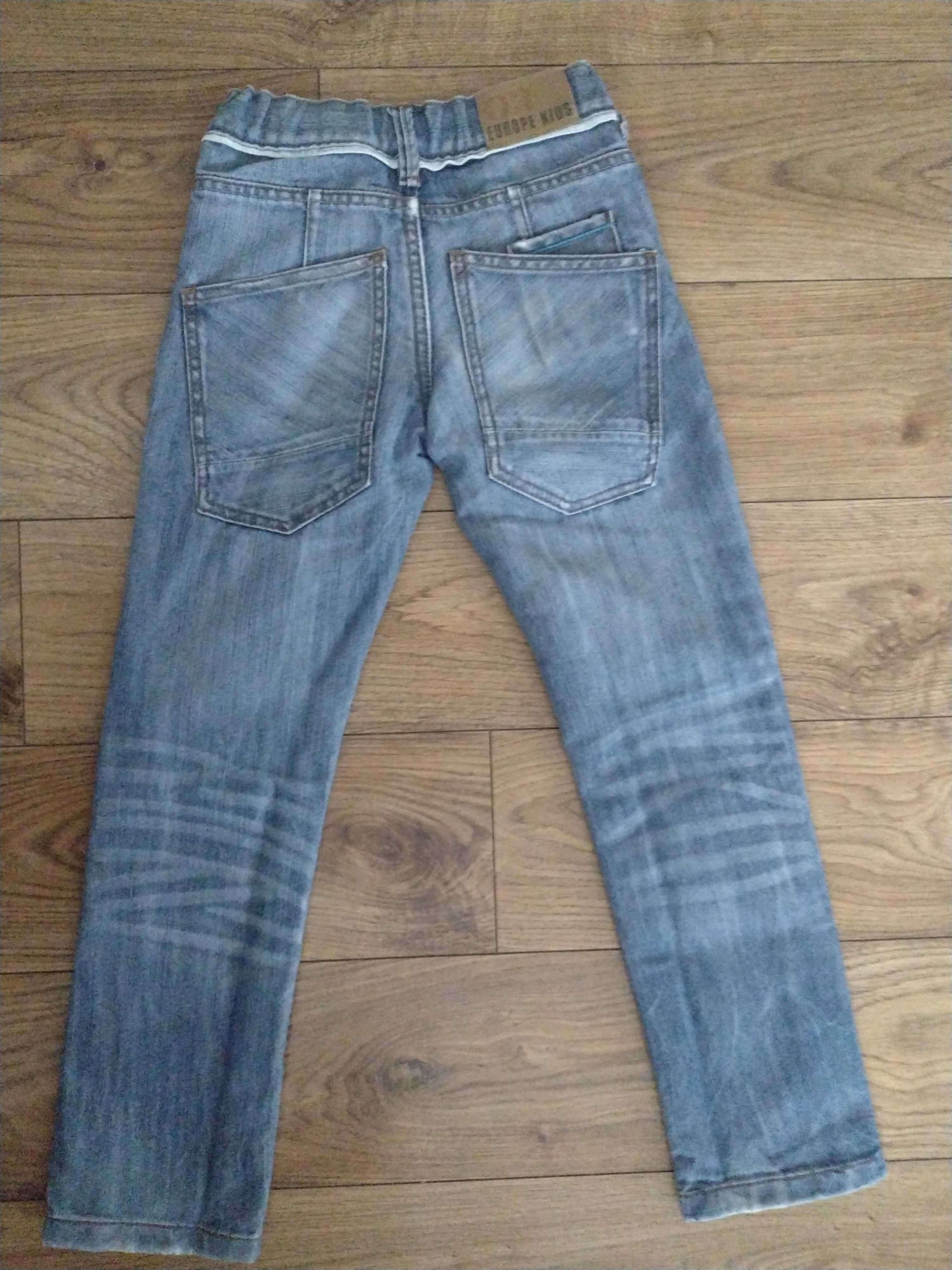 Spodnie, jeans 134. , jasne, stan bdb