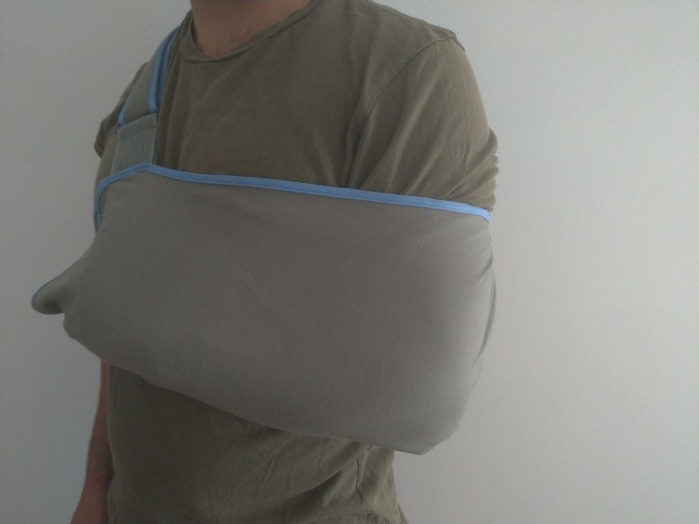 Suporte braquial bilateral