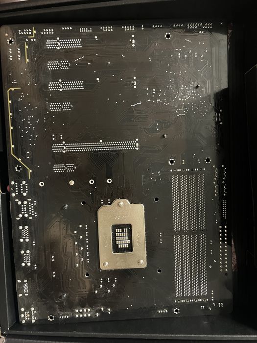 płyta główna GIGABYTE Z370P D3 z procesorem Intel i7 9700KF