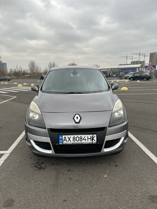 Renault Scenic 3 2011