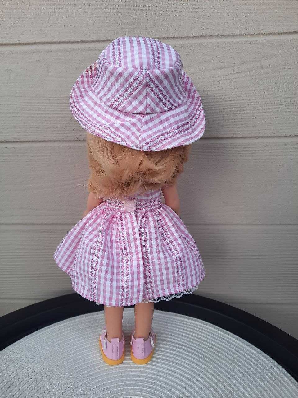 Sukienka jak Barbie + czapka + buty dla lalki Paola Reina, La Lalla