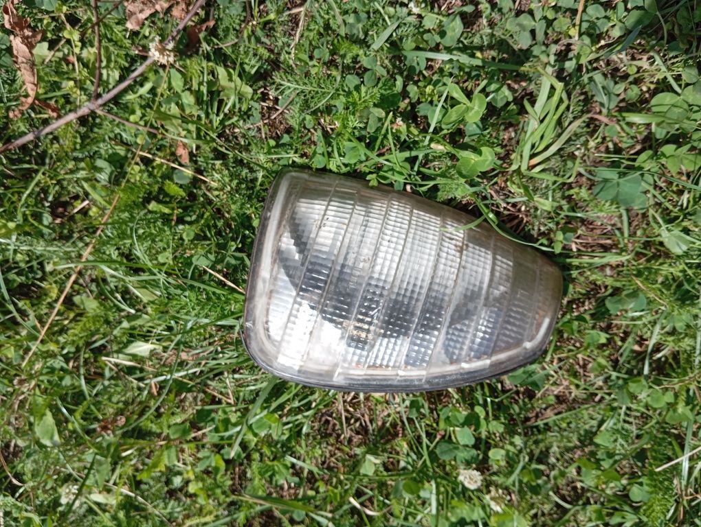 Kierunkowskaz reflektora lampy przód Lewy przód Mercedes W123 Beczka