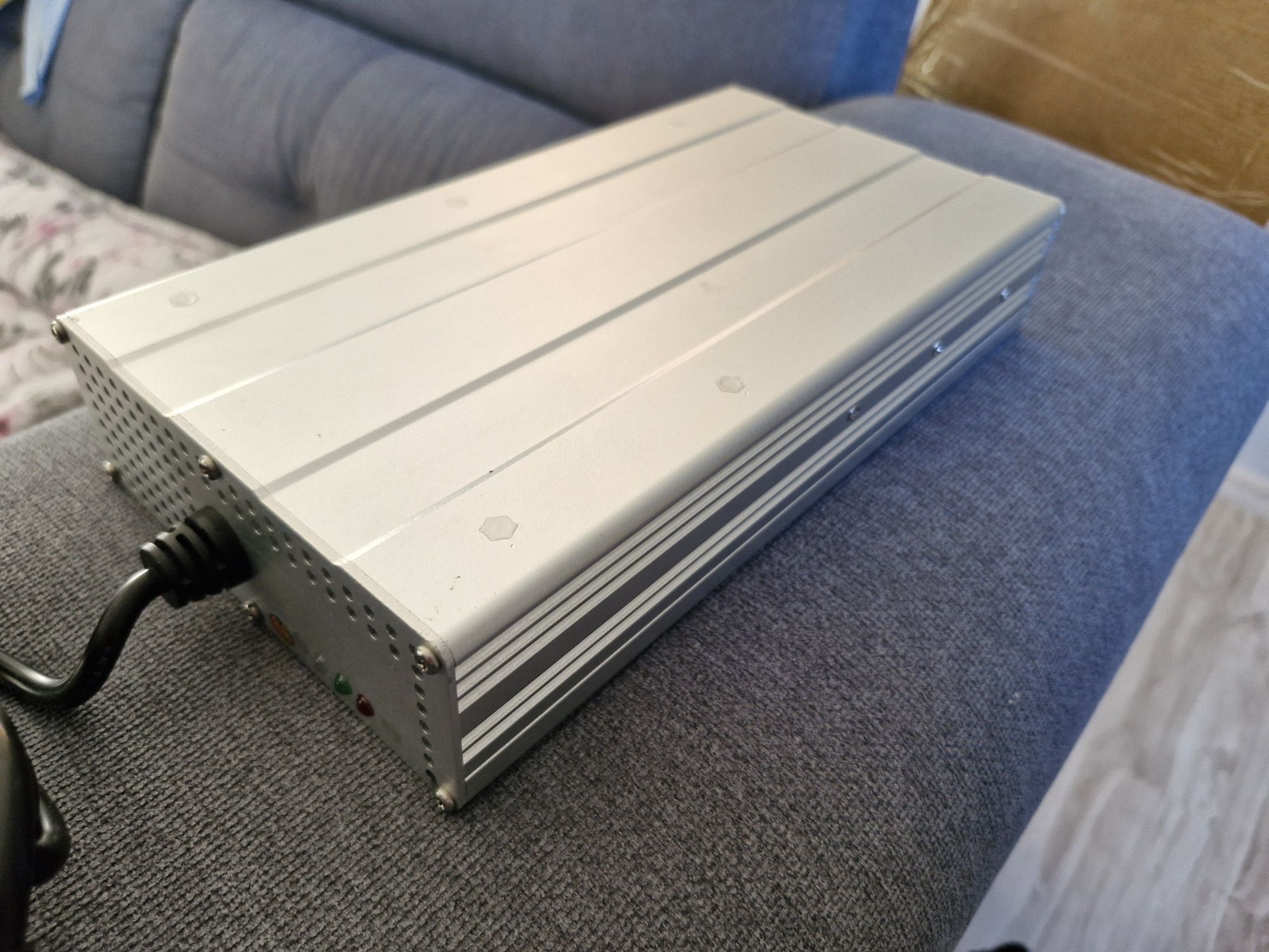 Ładowarka Inmotion V13 Pro
