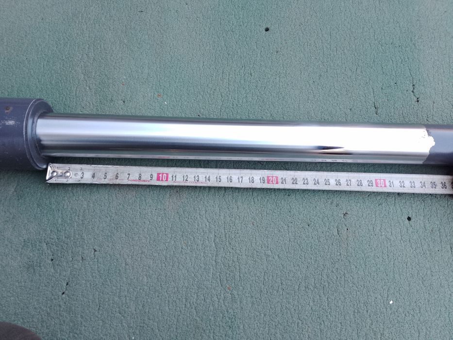 Гідроциліндр у гарному стані