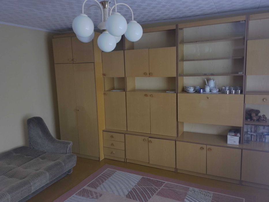 Mieszkanie z budynkami gospodarczymi