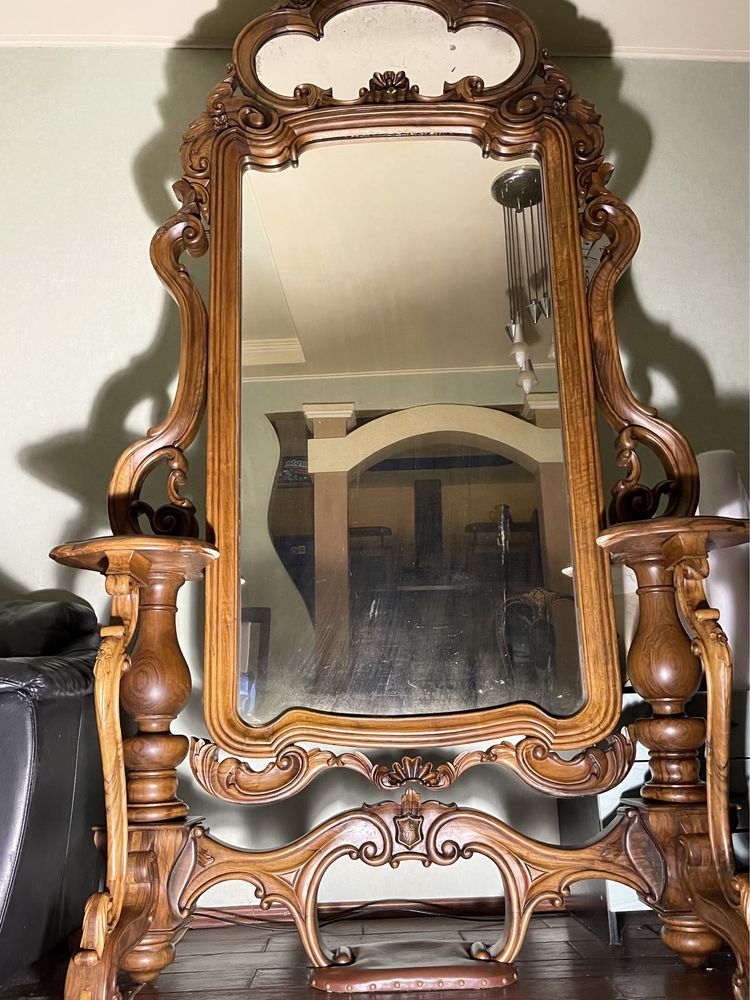 Антикварное зеркало-псише в стиле Рококо