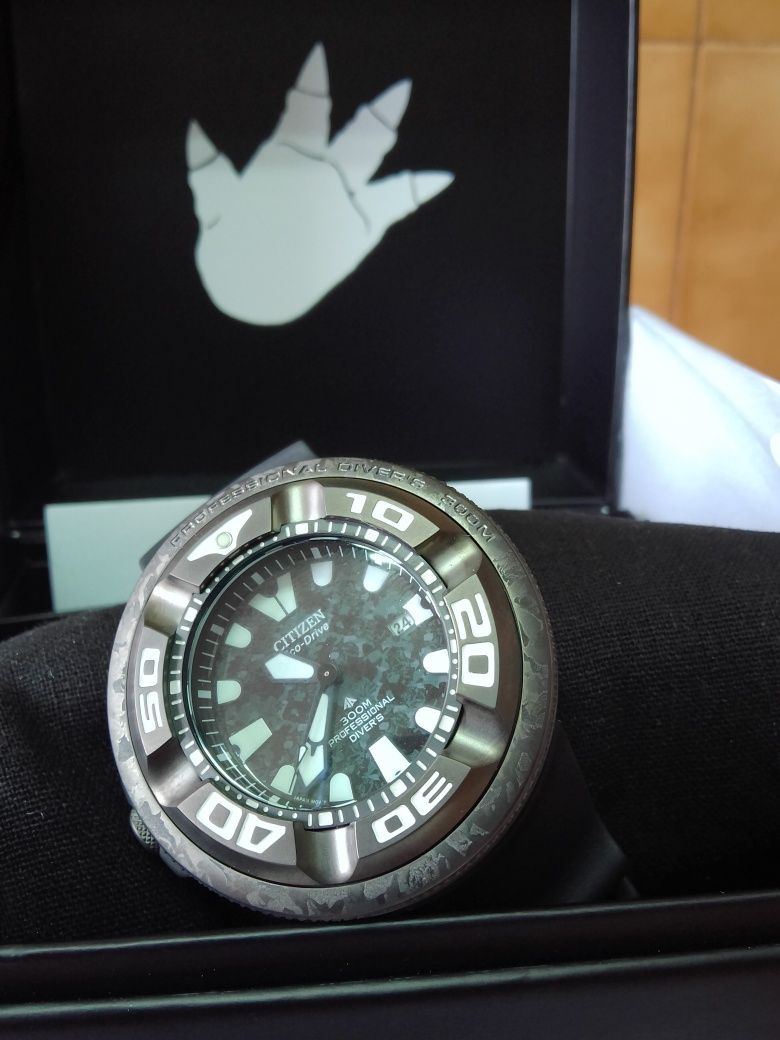 Citizen Promaster Godzilla BJ8056-01E Limited edition. 300m W.R