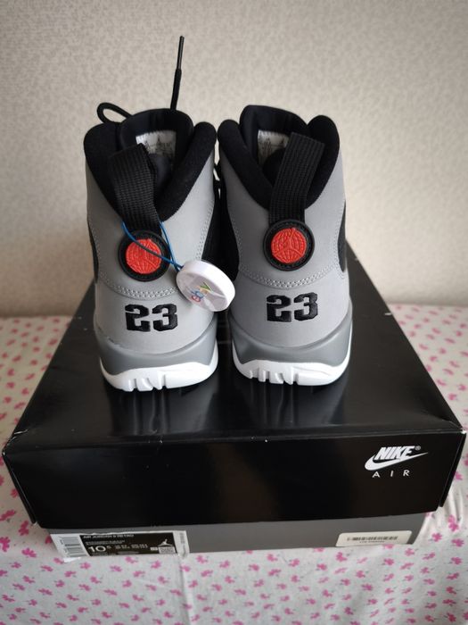 Шикарные мужские кроссовки Nie Air Jordan 9. Оригинал! Размер 10.5 US.