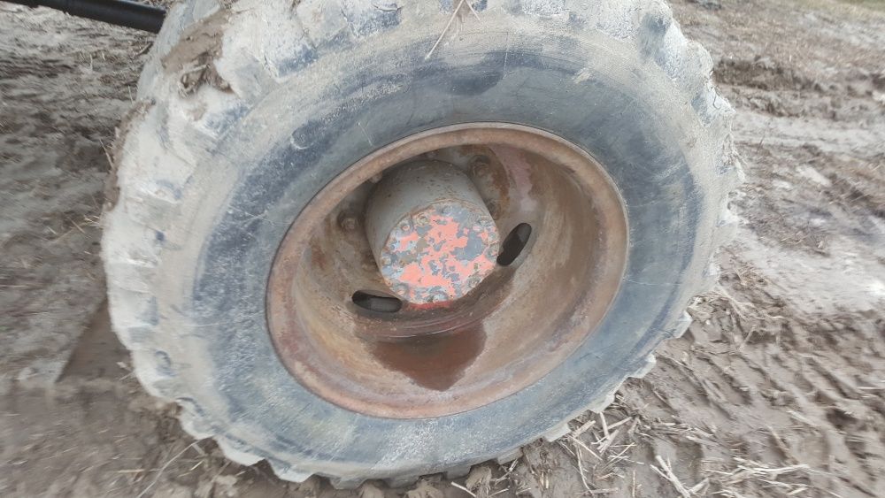 koparka kołowa atlas 1204 deutz f4l912 siłownik ramienia kopiącego