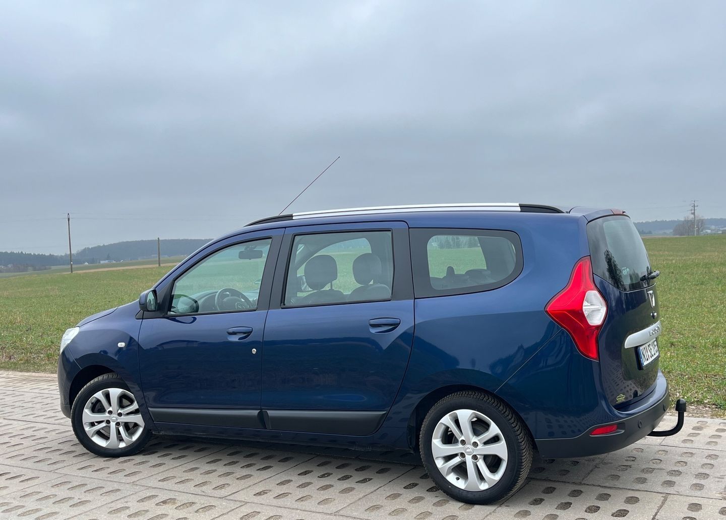 Dacia Lodgy 1.2 бензин - 115 к.с під пригон на замовника без завдатків