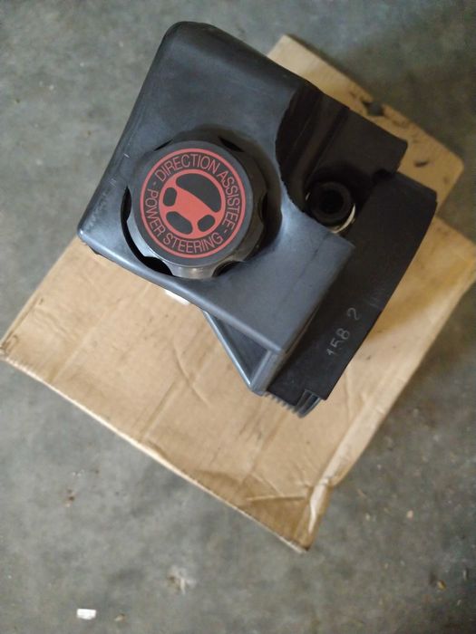 Bomba direção Peugeot 206 / Partner e Citroen C2 / Berlingo / Xsara