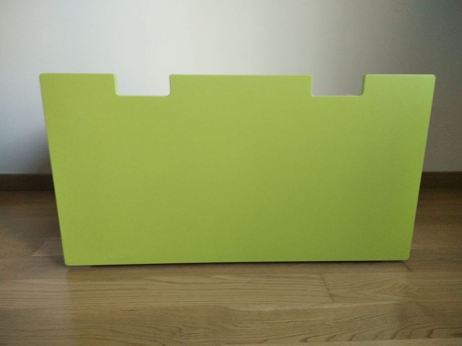 Baú IKEA Smastad, 90x49x48 cm