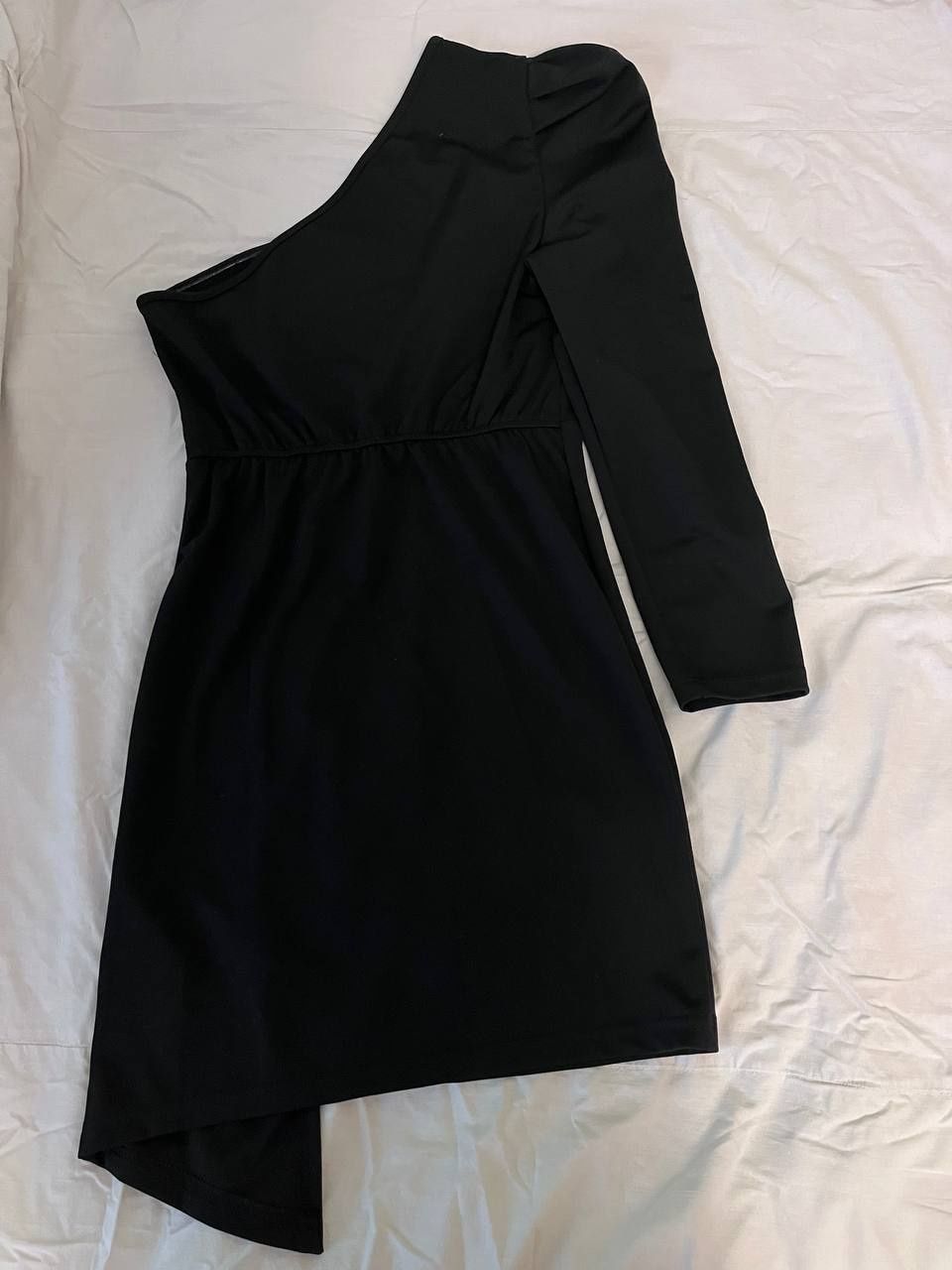 Женское вечернее платье чёрное Shein