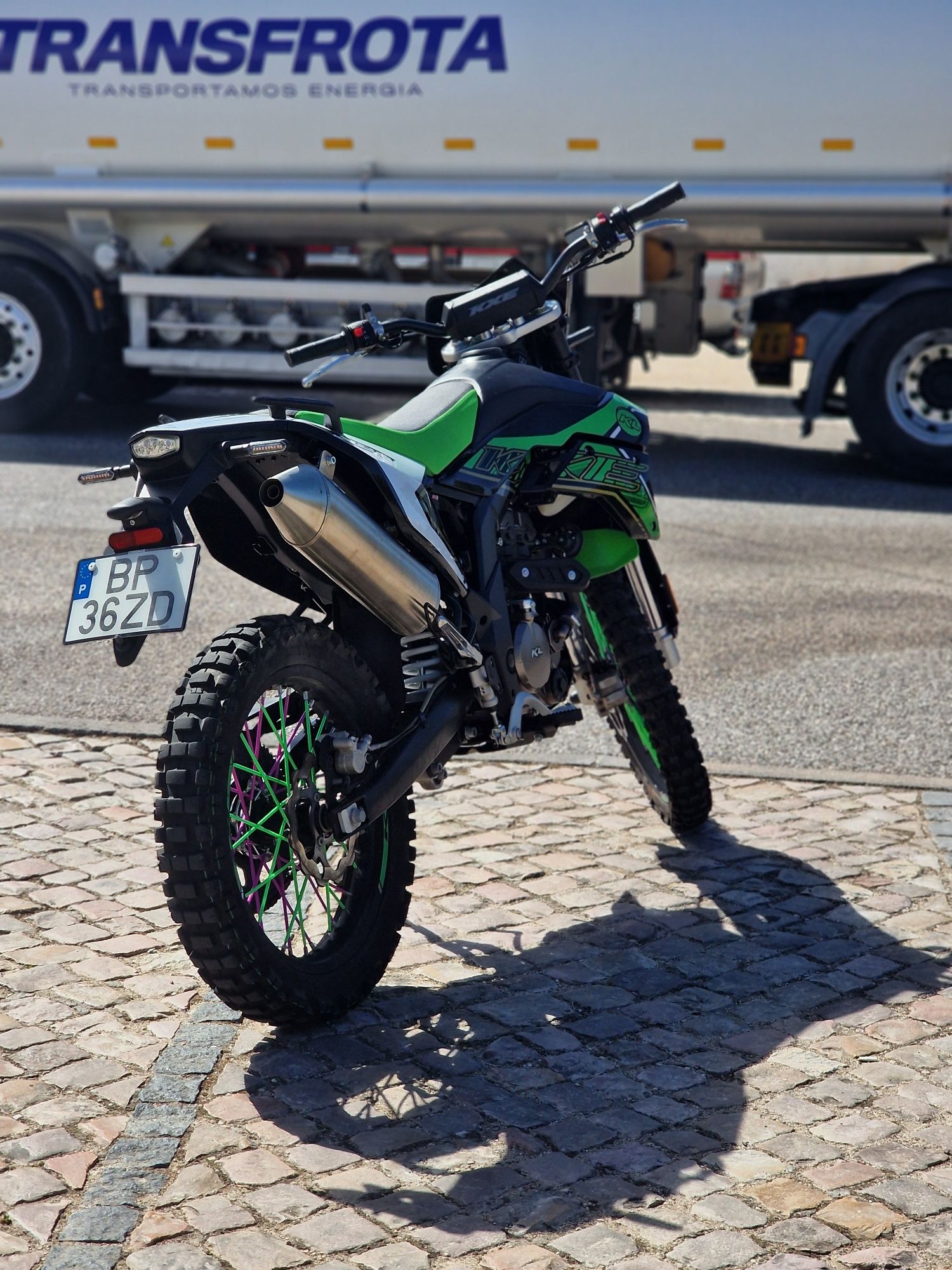KL KXE 2024 – Quase Nova + Garantia – 3.300€