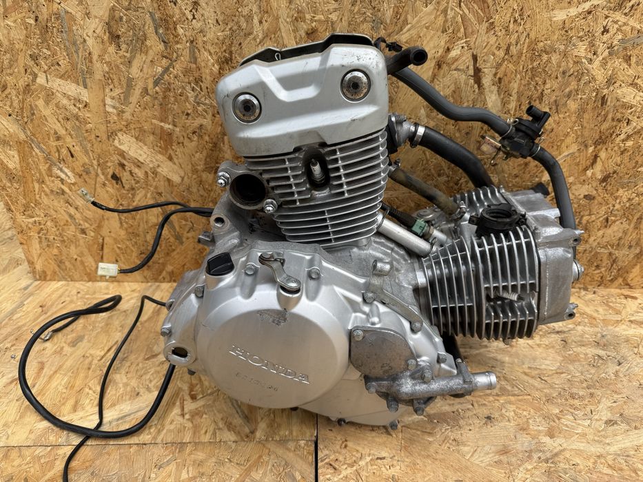 Silnik Honda Varadero 125 XL 125 silnik kompletny 01-06