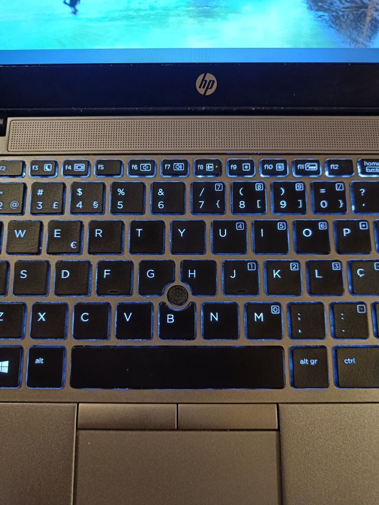 HP Elitebook 820