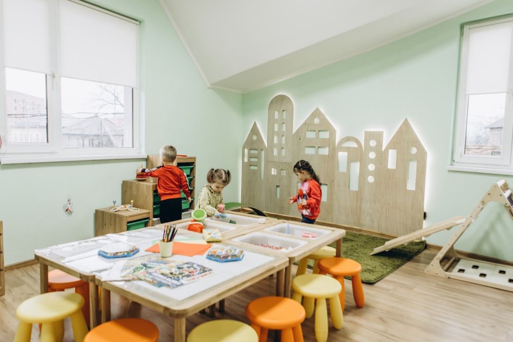 Продам обладнання для дитячого центру / садочка