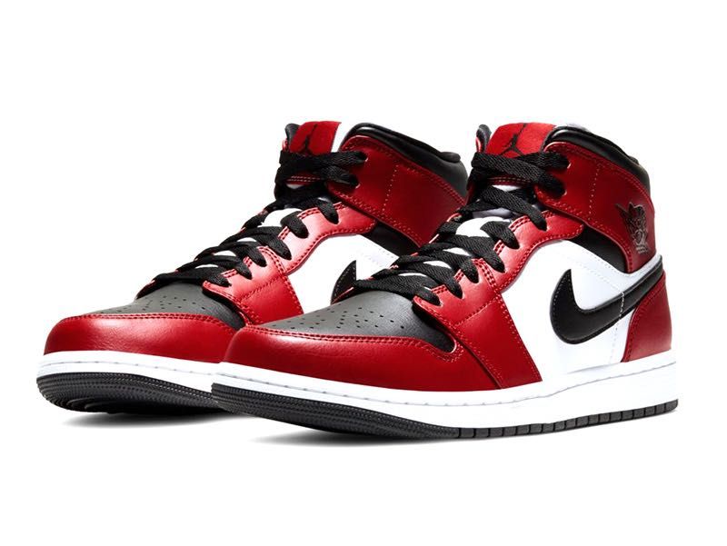 Air Jordan 1 Mid Chicago Black Toe