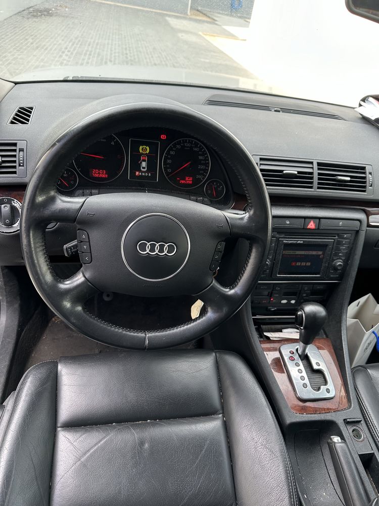 Audi A4 B6 1.9TDI 130cv PARA PEÇAS