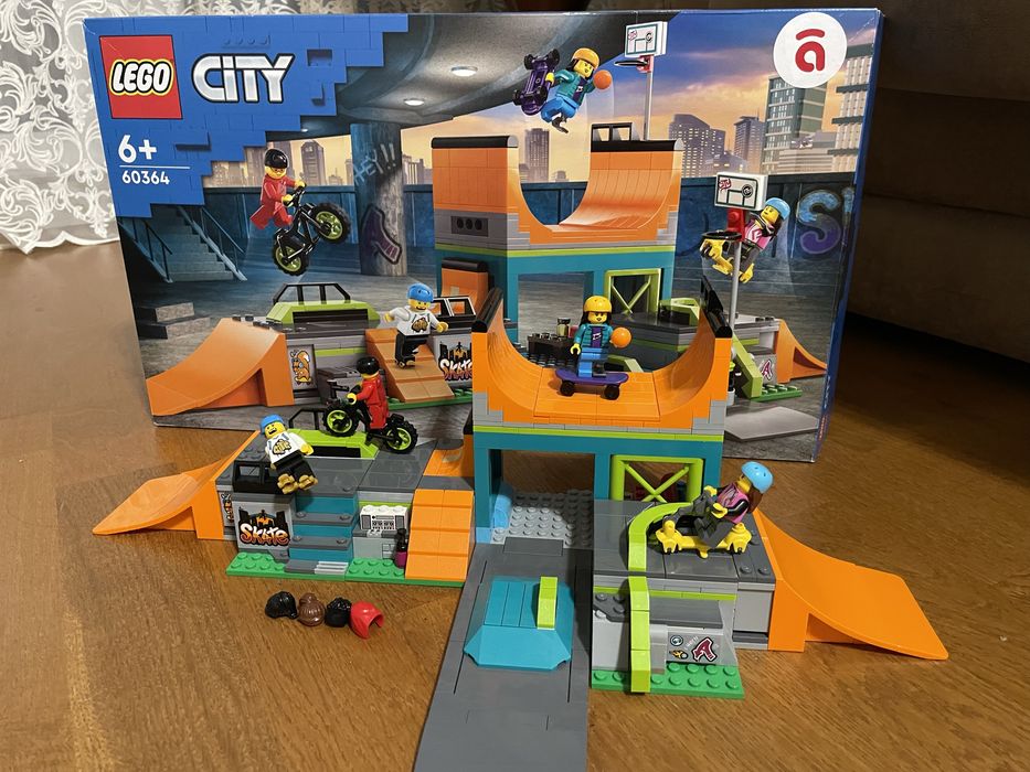 LEGO City Вуличний скейтпарк 60364 лего сіті
