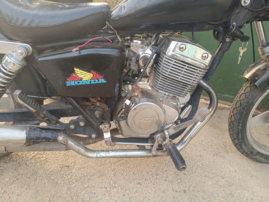 Продам Мотоцикл 250 кубів об'єм