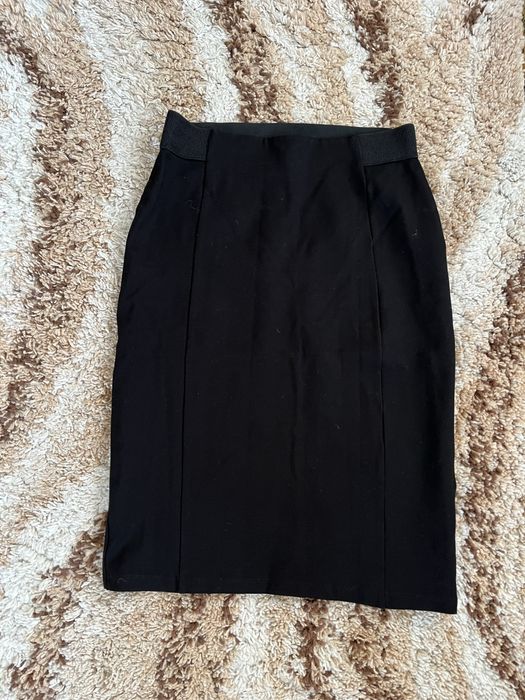 Спідниця чорна офісна , класична