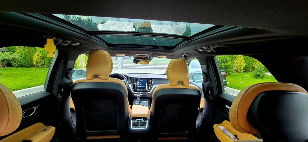 Volvo XC 60 Volvo XC 60 T5 Momentum Pro