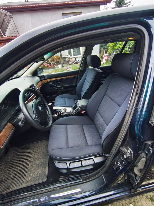 Sprzedam BMW E39 530i 2001r. Touring