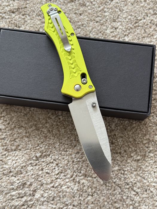 Benchmade 111H2O-Yellow N680 Discontinued. Складний ніж. Оригвнал