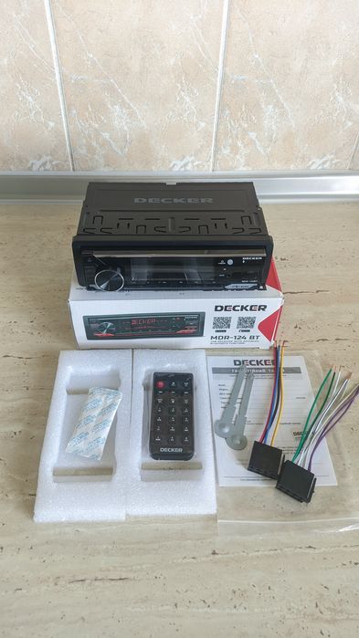 Автомагнитола Decker 124BT