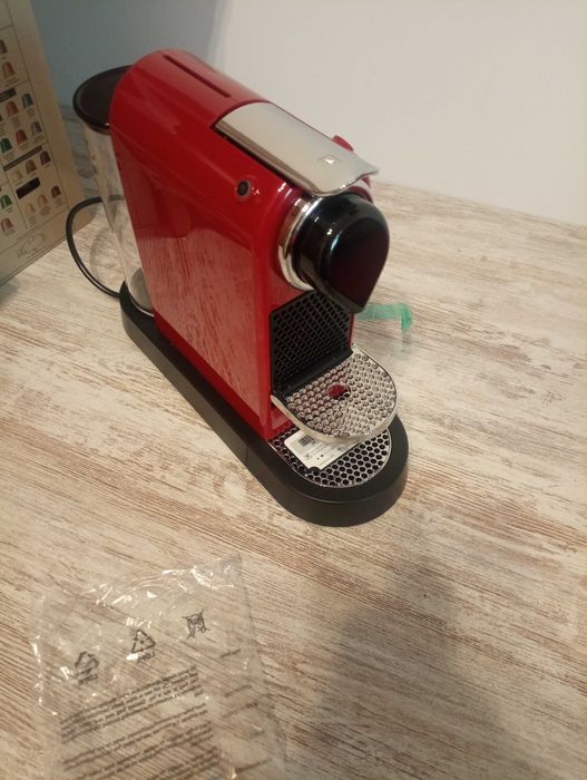 Máquina Nespresso Citiz C113 EU (nova)