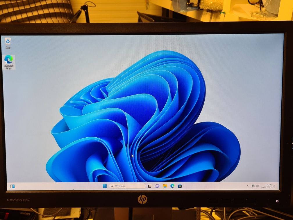 Monitor HP Elitedisplay E202 jak nowy 20 cali IPS HD+ VGA HDMI DP GW