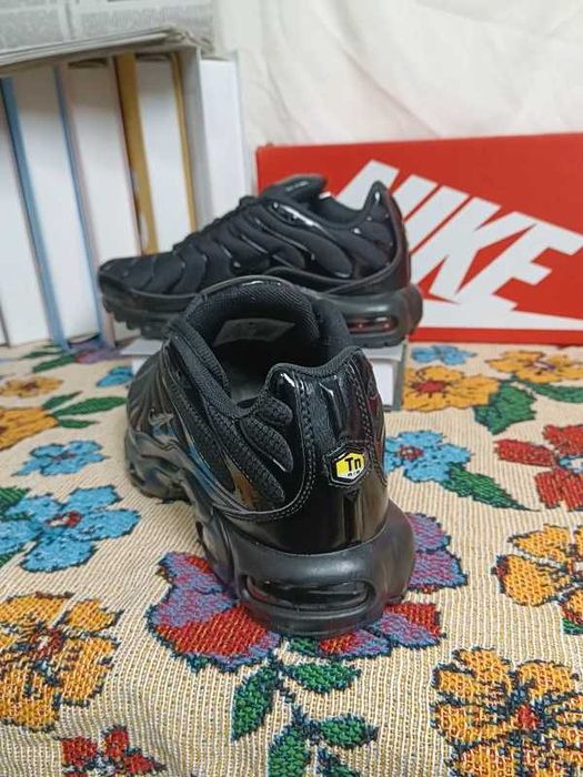 Buty Trampk Nike Air Max TN Plus Black R.43