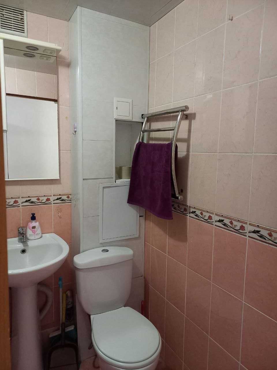 Сдам отличную 1к.кв возле метро Холодная Гора(46000)