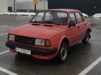 Pomarańczowa Skoda 105L