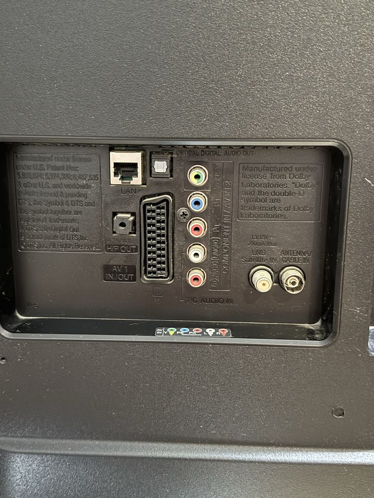 Телевізор LG 42LA620V