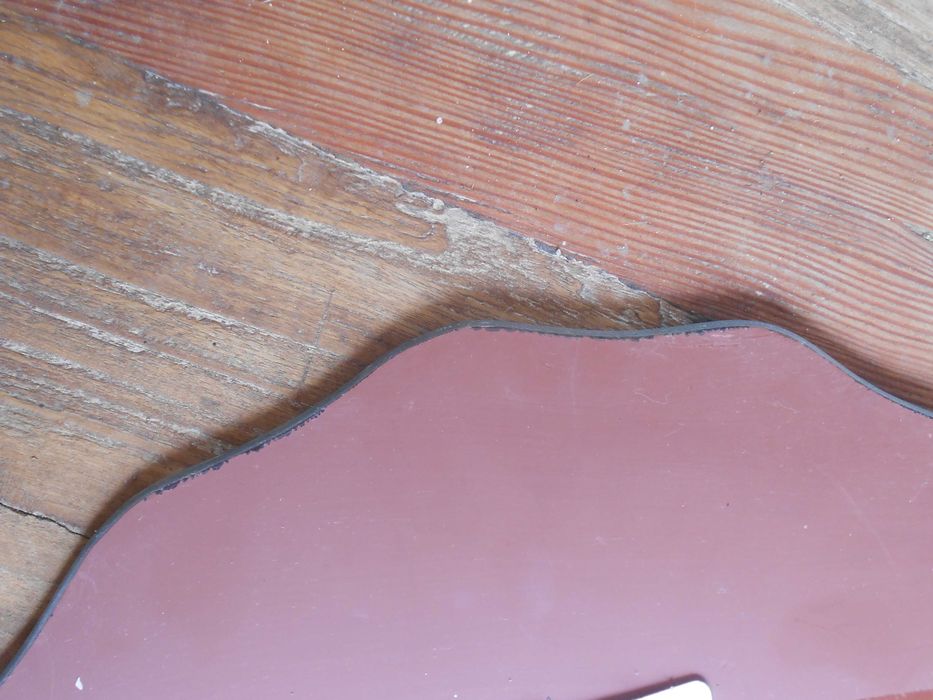 Dois espelhos antigos biselados 60x45 e 18x23cm