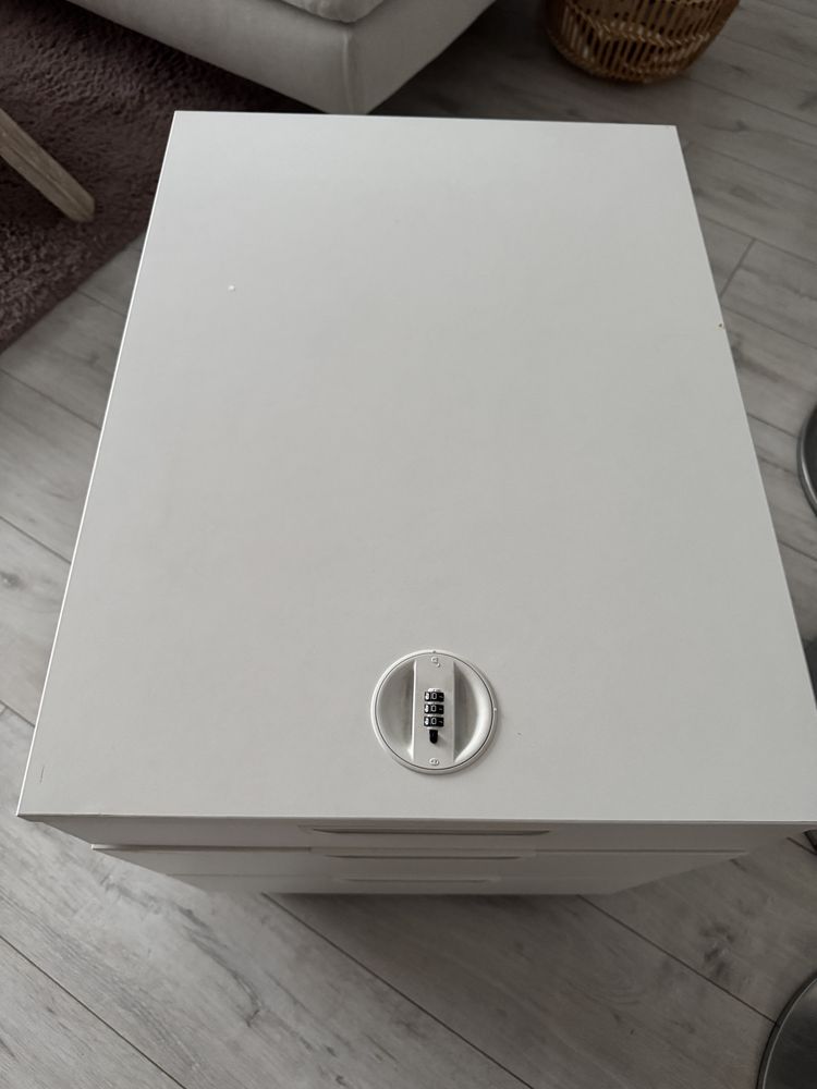 Szafka komoda zamykana na kod ikea galant