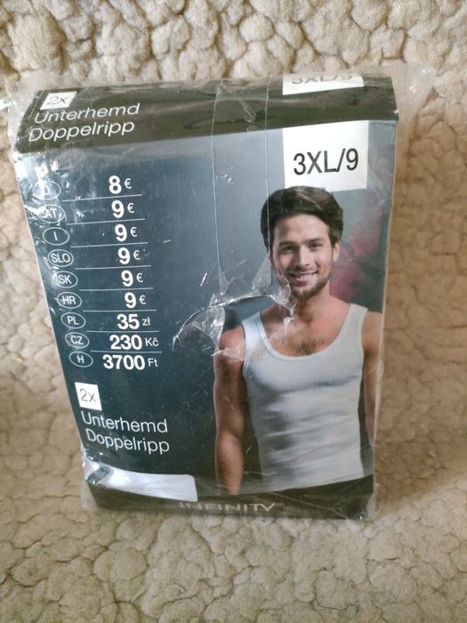 Dwa podkoszulki męskie rozmiar 3 XL