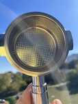 Kolba portafilter bez dna z sitkiem DeLonghi 51mm
