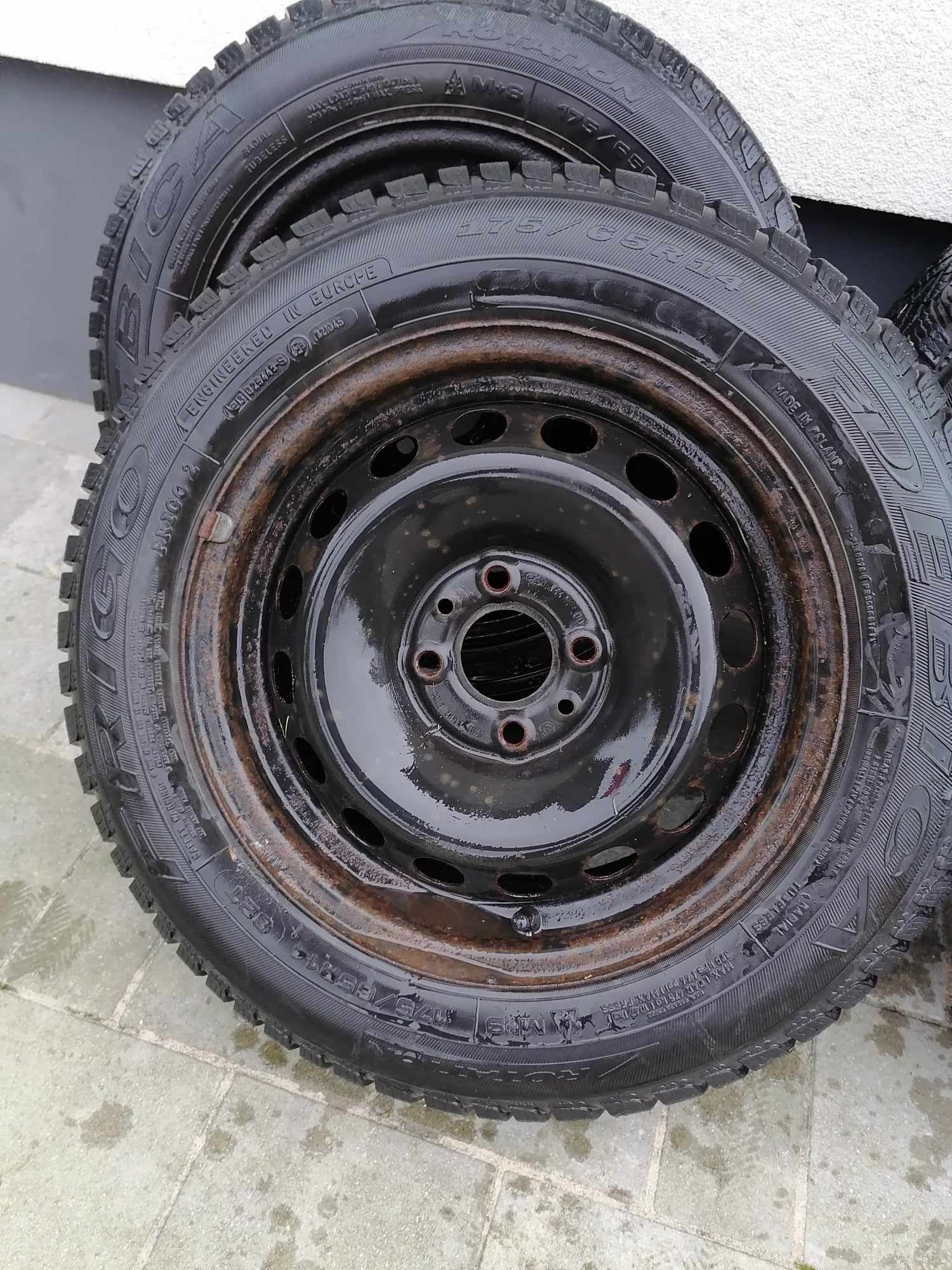 Felgi + opony zimowe Fiat 500 175/65 r14