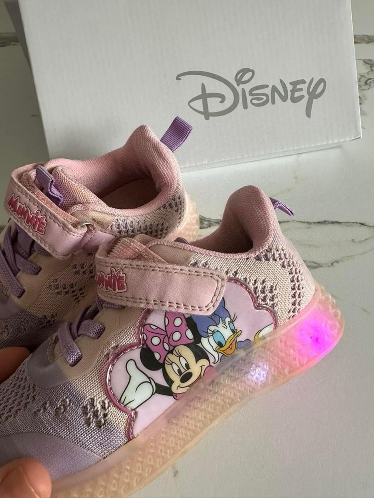 Buty Disney ze świecącą podeszwą