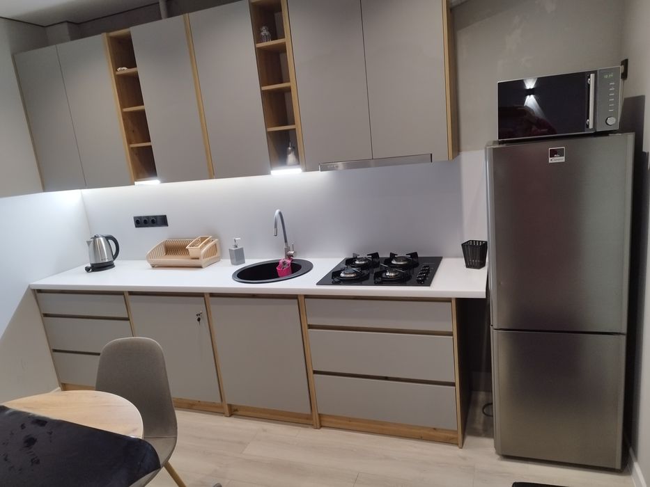 !!! Вільно !!ЦЕНТР! 09.12.2025.. 2 кімнатна євро.