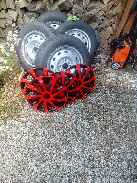 Koła R 14 z nowymi oponami zimowymi