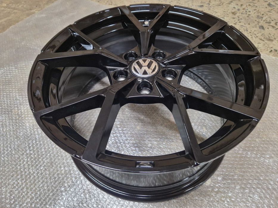 Диски одноширокие R*17 5x112 Volkswagen Golf,Passat,Tiguan,Jetta