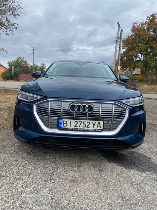 Audi e-tron 2022