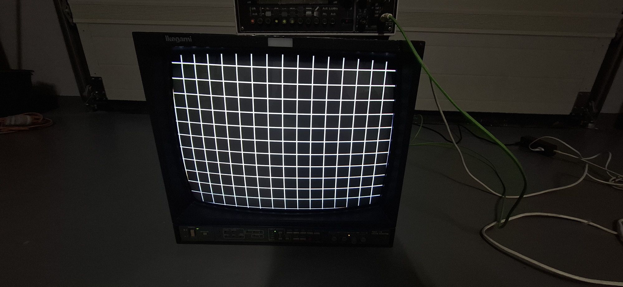 Monitor kineskopowy crt przemyslowy Ikegami TM20-17R jak sony pvm bvm
