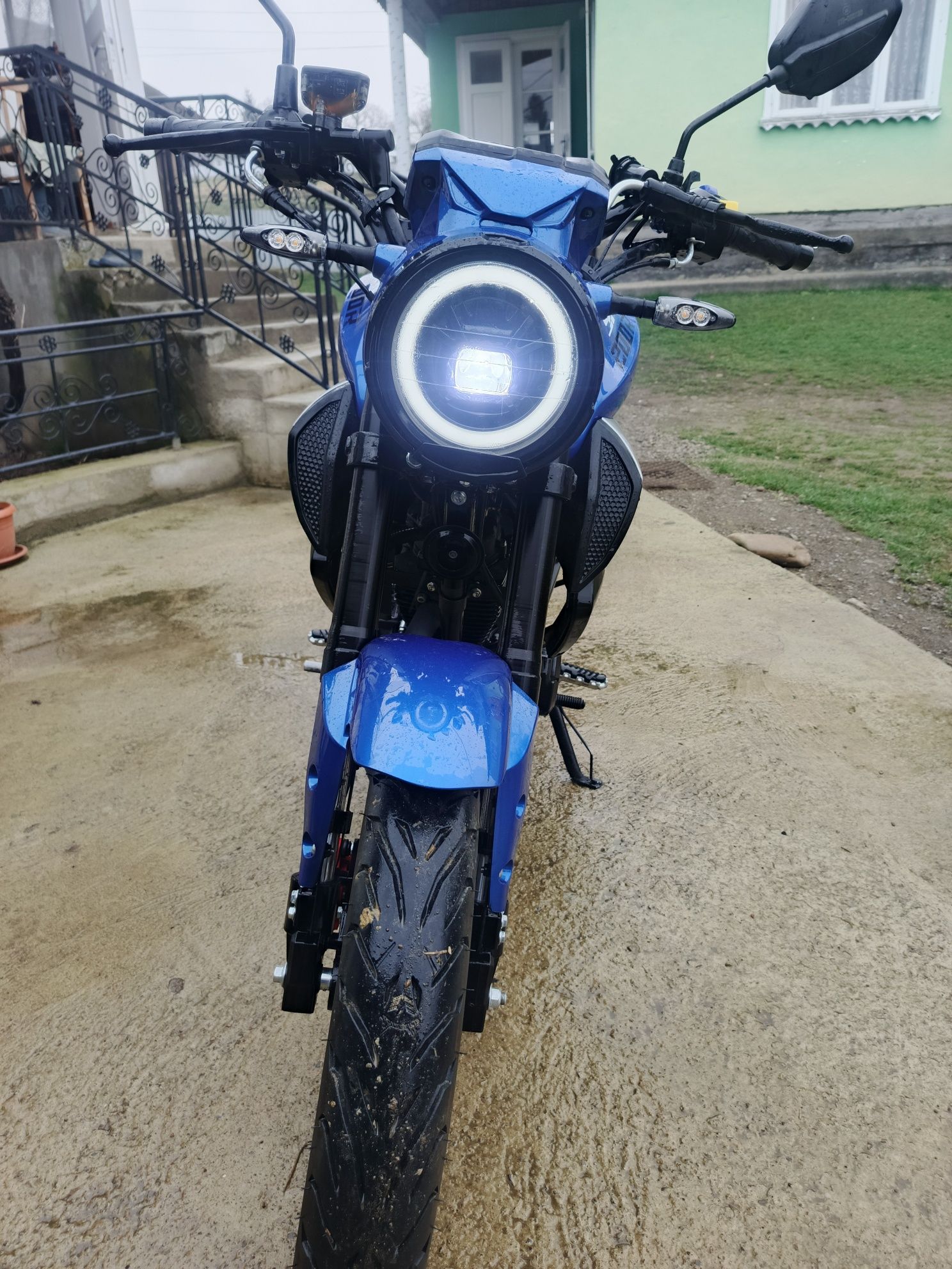 Продам spark sp200r33